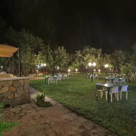 Green Valley Отель